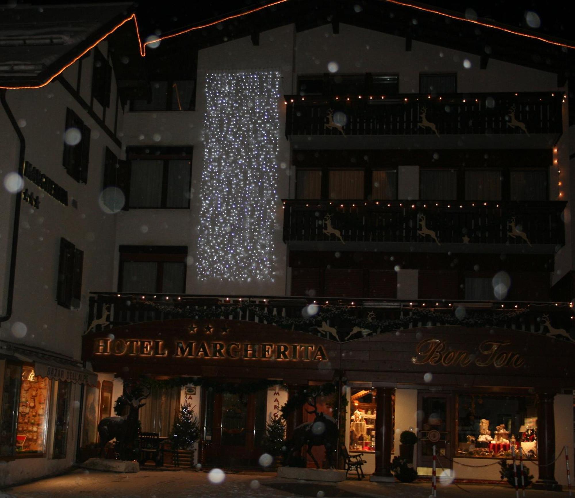 Hotel Margherita San Martino Di Castrozza Dış mekan fotoğraf